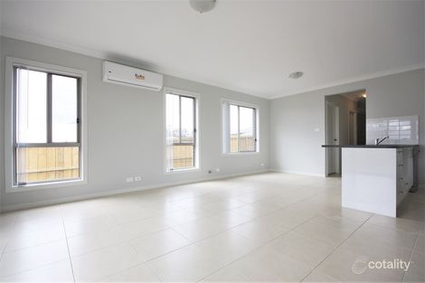 Property photo of 29 Kingsman Avenue Elderslie NSW 2570