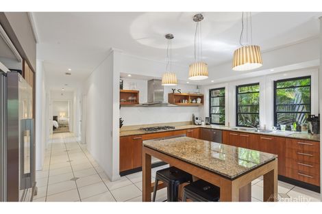 Property photo of 27 Boronia Drive Southport QLD 4215