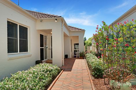Property photo of 18 Stanley Close St Ives NSW 2075