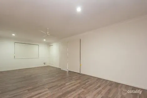 Property photo of 30 Summit Parade Bahrs Scrub QLD 4207