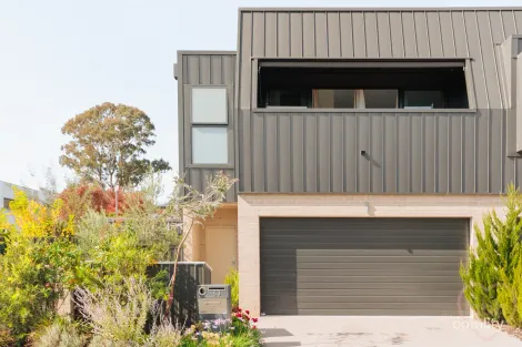 Property photo of 53 Ehrlich Circuit Watson ACT 2602