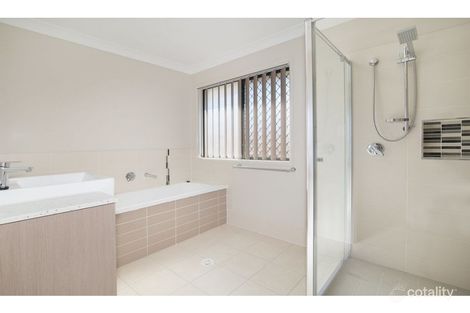 21a Siemons St, One Mile, QLD 4305