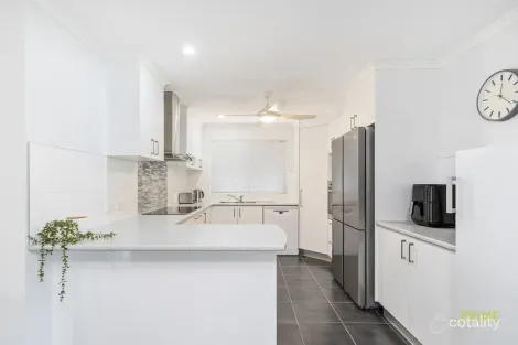Property photo of 9 Parakeet Circuit Kawungan QLD 4655