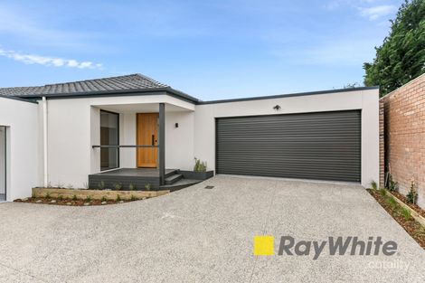 2/44 Crossdale Rise, Endeavour Hills, VIC 3802