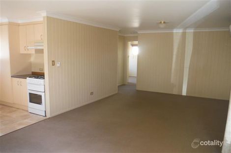 Property photo of 2/30 Rae Street Roma QLD 4455