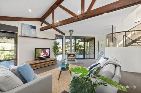 Property photo of 870 Tallebudgera Creek Road Tallebudgera Valley QLD 4228