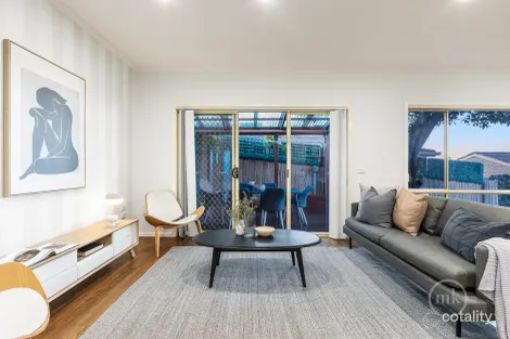 Property photo of 2/30 Mountain View Parade Rosanna VIC 3084