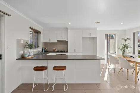 Property photo of 12 Maris King Street Casey ACT 2913
