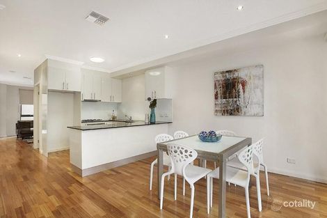 Property photo of 26/1 Nangnak Lane Mont Albert VIC 3127