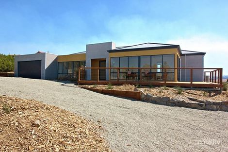 24 Tjilbruke Dr, Waitpinga, SA 5211