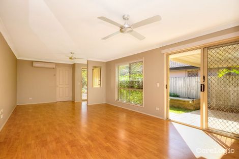 Property photo of 19 Hialeah Crescent Helensvale QLD 4212