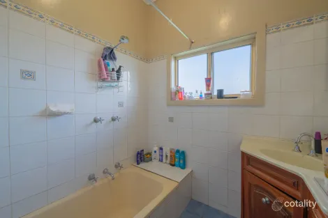Property photo of 82 High Street Parkes NSW 2870