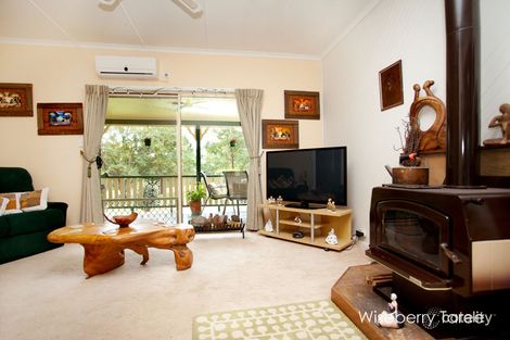 16 Dickinsons Rd, Burrell Creek, NSW 2429