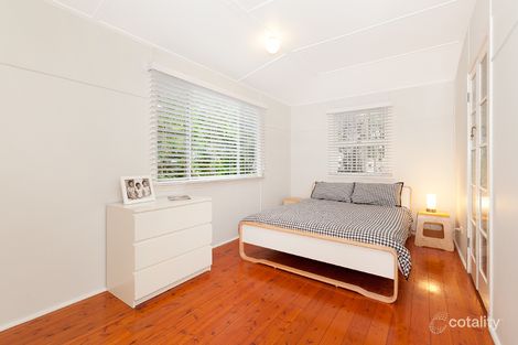 Property photo of 33 Lilley Road Bardon QLD 4065