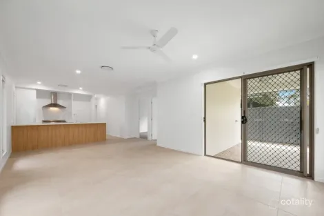 Property photo of 20 Harper Street Pallara QLD 4110