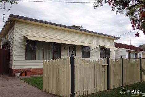 Property photo of 8 Inglis Street Kotara South NSW 2289