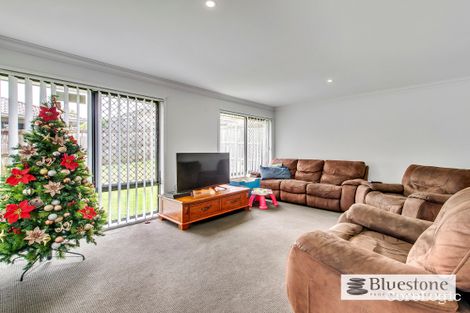Property photo of 18 Parkfront Terrace Waterford QLD 4133