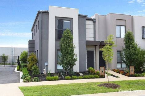 85 Waterhaven Bvd, Point Cook, VIC 3030