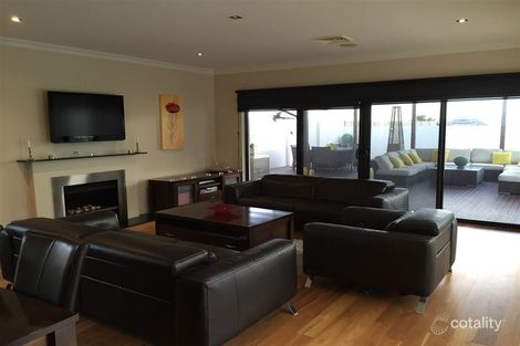 Property photo of 28 Moonlighter Way Yanchep WA 6035