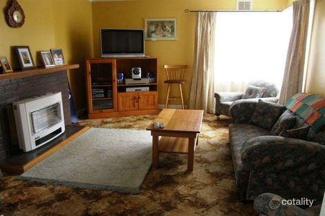 Property photo of 2 Button Street Scottsdale TAS 7260