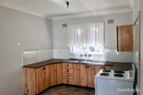 Property photo of 1/10 Pine Crescent Coniston NSW 2500