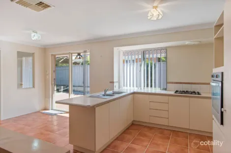 Property photo of 60 Combewood Loop Carramar WA 6031