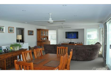 Property photo of 19 Potoroo Place Burnside QLD 4560