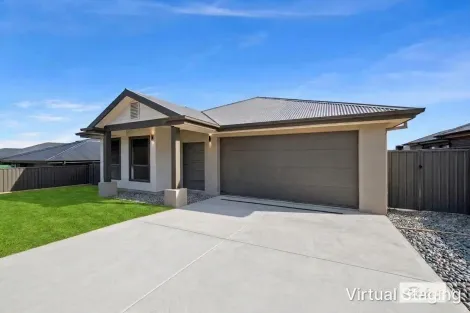 10 Whitewater Tce, Thurgoona, NSW 2640