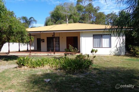 11 Derek Rd, Coodanup, WA 6210