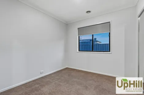 Property photo of 5 Danube Road Clyde VIC 3978