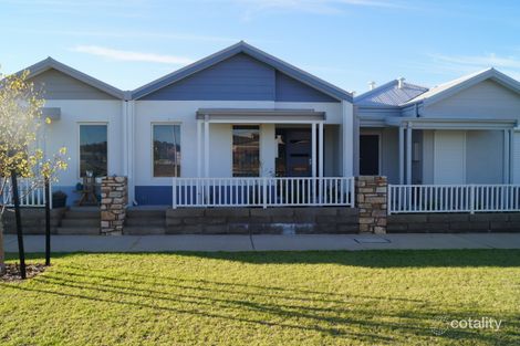 Property photo of 10 Mickle Alley Ellenbrook WA 6069