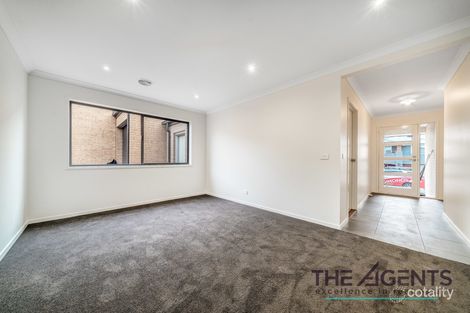 Property photo of 11 Cobham Rise Maddingley VIC 3340