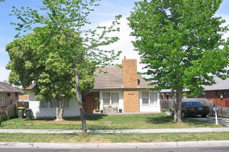 4 Carween Ave, Mitcham, VIC 3132