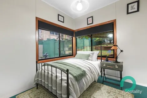 Property photo of 12 Buena Vista Road Woodford NSW 2778