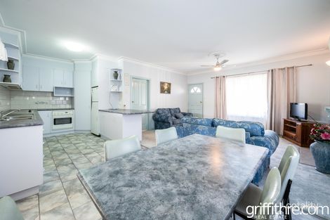 Property photo of 7 Lawson Crescent Griffith NSW 2680