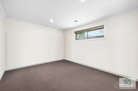 Property photo of 41 Vincent Boulevard Trafalgar VIC 3824