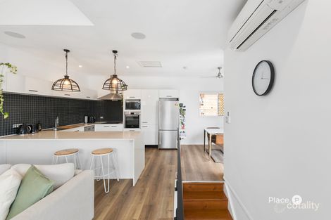 Property photo of 4/13 Bilyana Street Balmoral QLD 4171