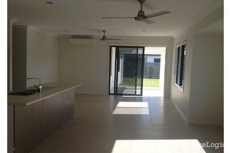 Property photo of 40 Derwent Circuit Kelso QLD 4815