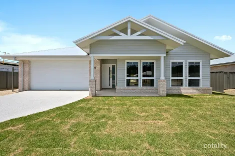 Property photo of 19 Grouper Crescent Moonee Beach NSW 2450