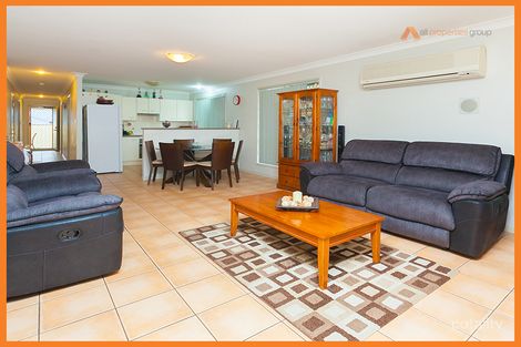 13b Capricorn Ave, Crestmead, QLD 4132