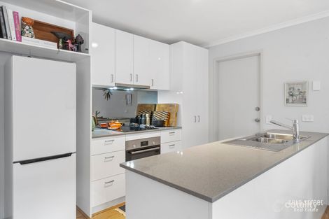 1/4 Goldwyn Way, Oxenford, QLD 4210