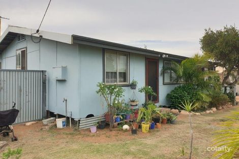 Property photo of 5 Crossland Street South Carnarvon WA 6701