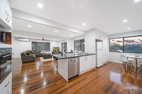 Property photo of 8 Jamie Grove Springwood QLD 4127