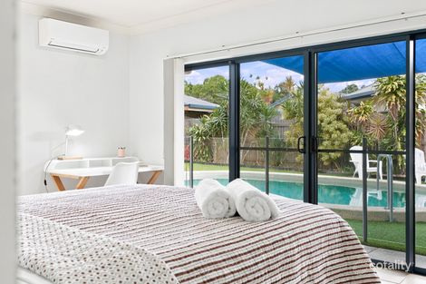 44 Holland St, Wongaling Beach, QLD 4852