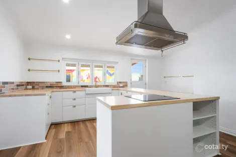 4 Meldrum Ave, Kalgoorlie, WA 6430