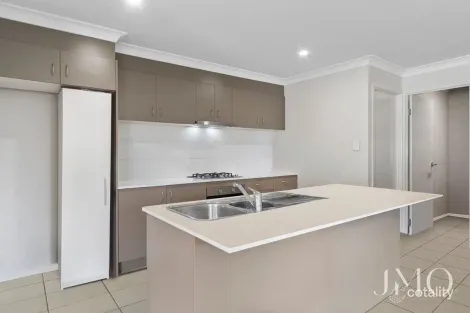 Property photo of 2 Oscar Close Ormeau QLD 4208