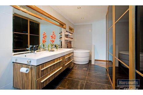 Property photo of 45 Matthew Flinders Drive Hollywell QLD 4216