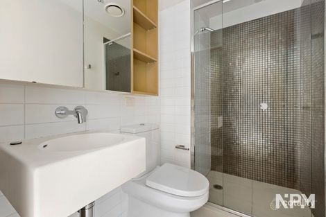 Property photo of 1808/33 Mackenzie Street Melbourne VIC 3000
