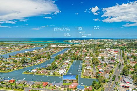 Property photo of 6 Hibbard Drive Port Macquarie NSW 2444