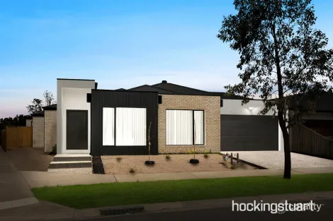 Property photo of 2 Hawksburn Place Mickleham VIC 3064